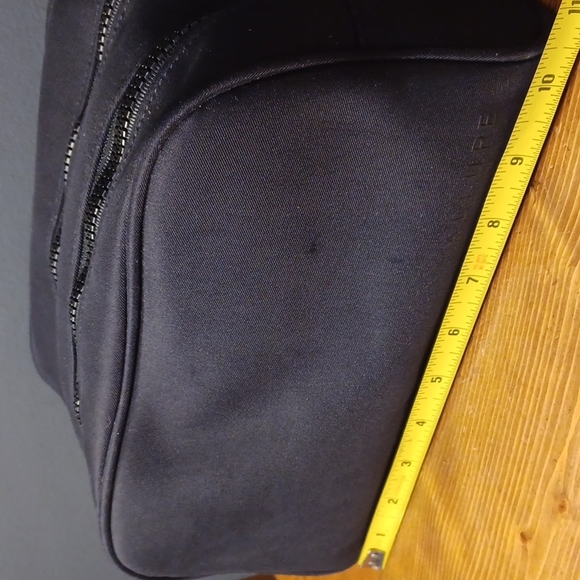 Chanel  Allure  Homme  toiletry bag - Picture 8 of 16